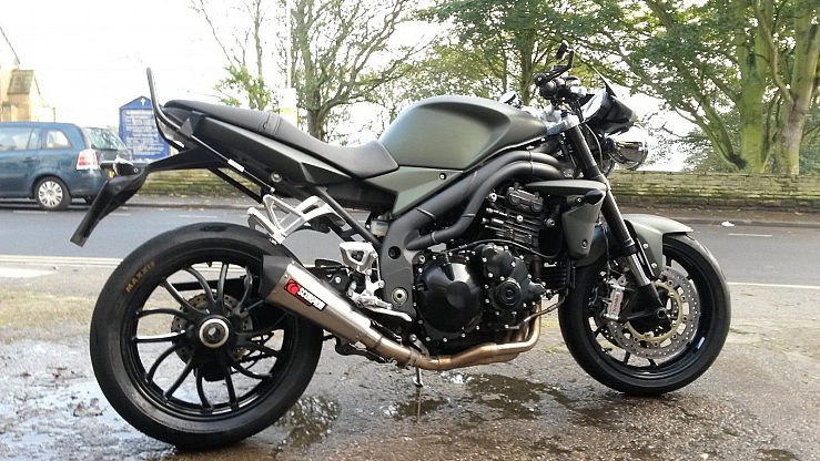 speed triple 1050 custom