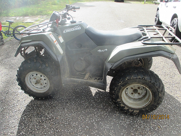 Suzuki KING QUAD 400 this is 2x2 and 4x4 wheel drive