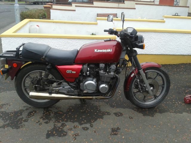 1986 Kawasaki Z750 P4 Red