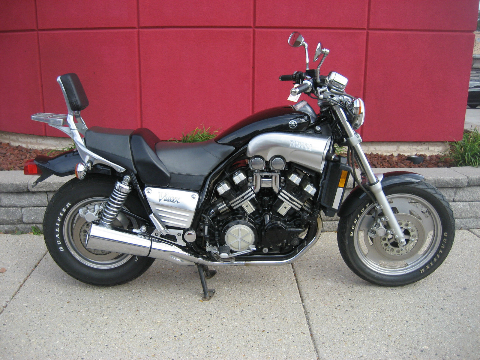 Yamaha v Max 1200