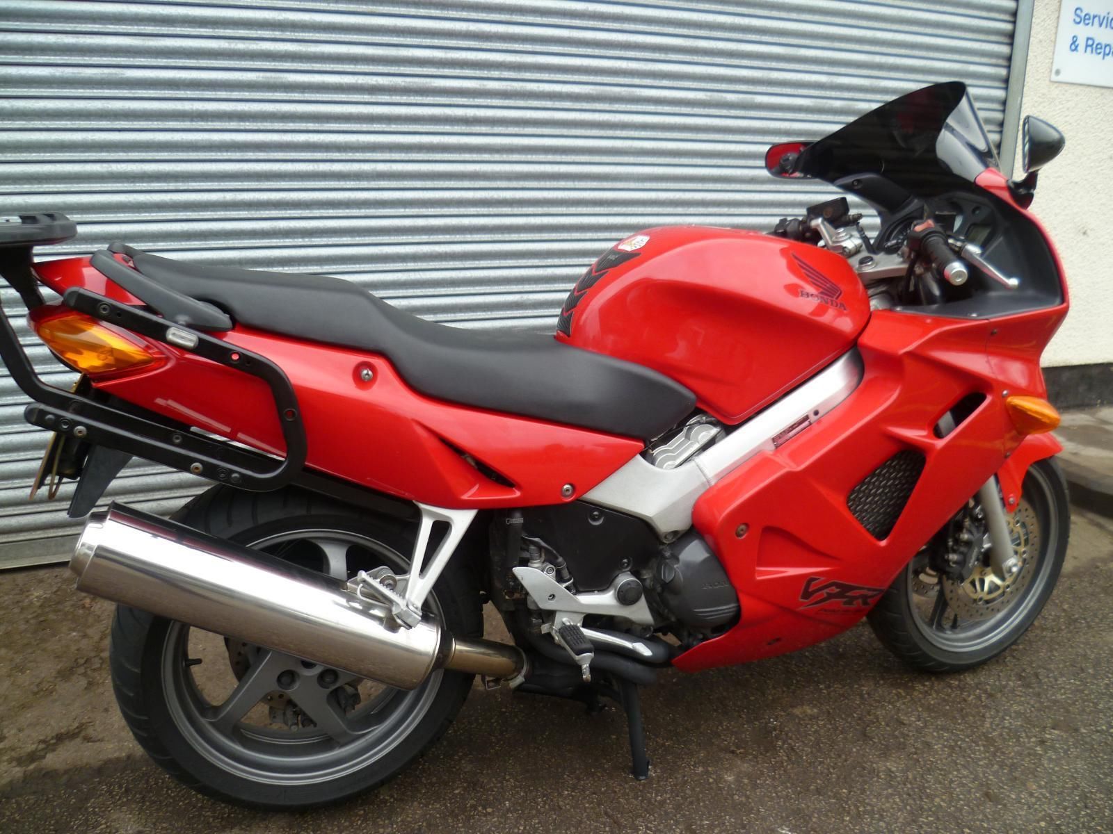 2001 (Y) Honda VFR800 800cc Sport/Tourer Red