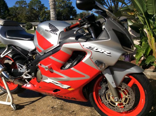 Honda CBR 2002