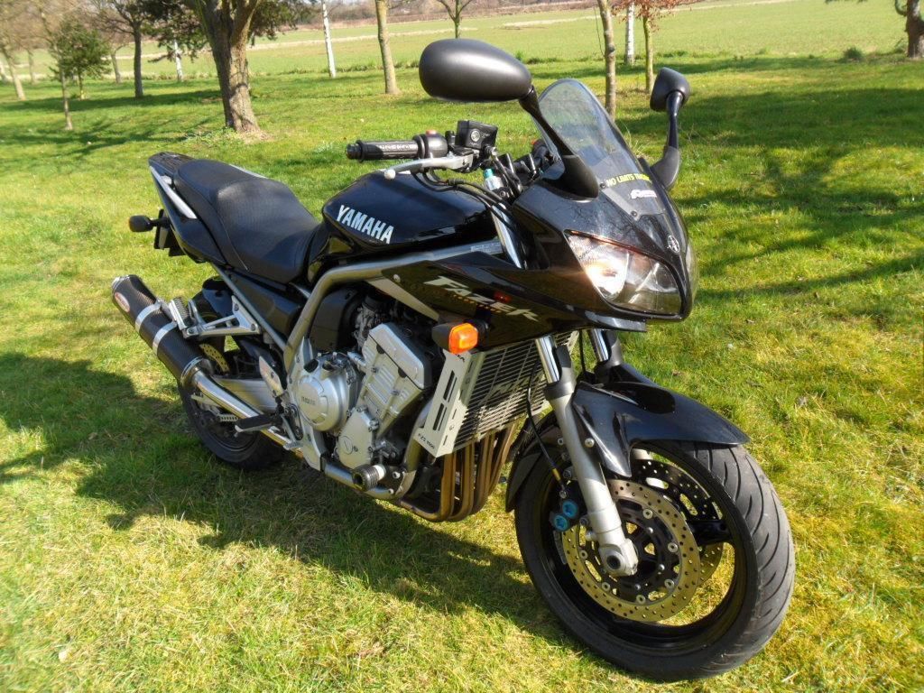 2002 YAMAHA FZS 1000