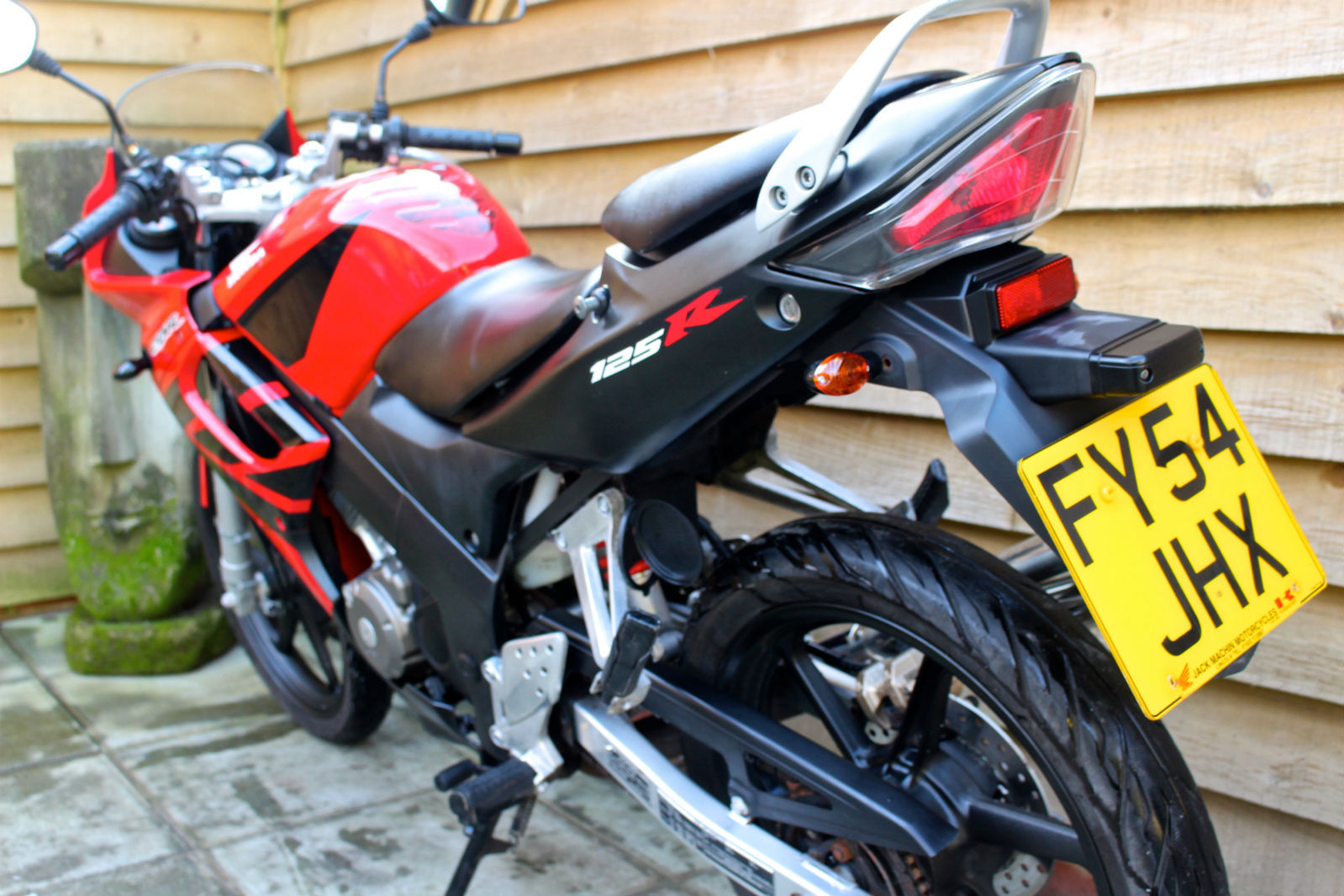 2004 HONDA CBR 125 R 4 RED CBR125 CLEAN EXAMPLE