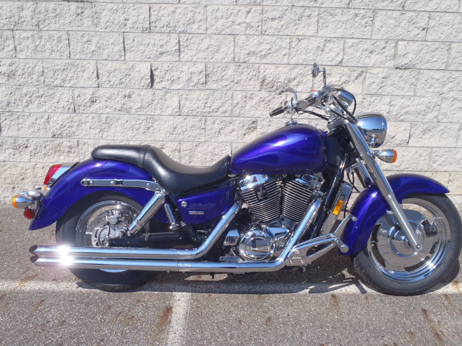 Honda Shadow Sabre 750