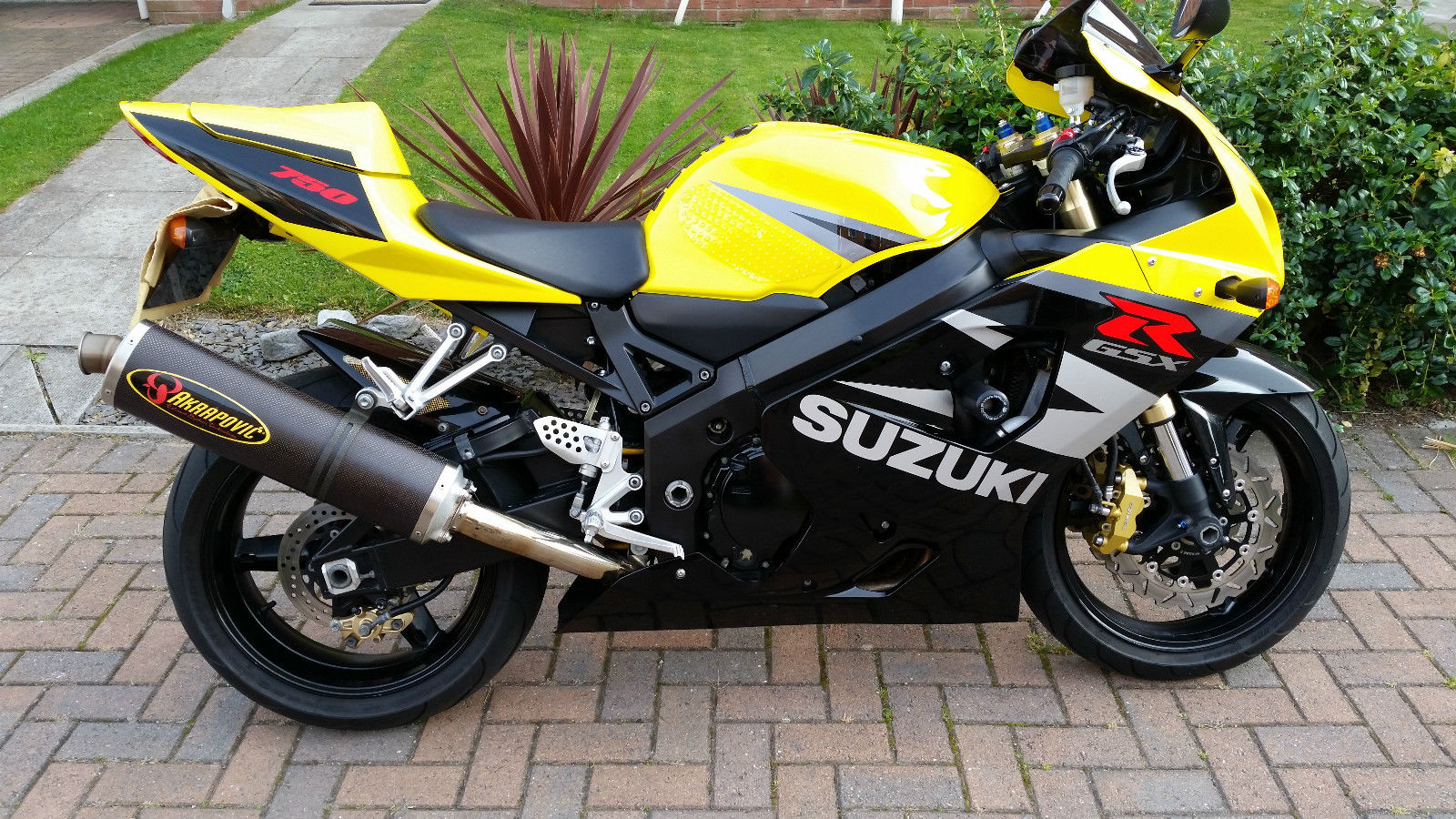 2004 SUZUKI GSXR 750 K4 YELLOW 3100 Ono