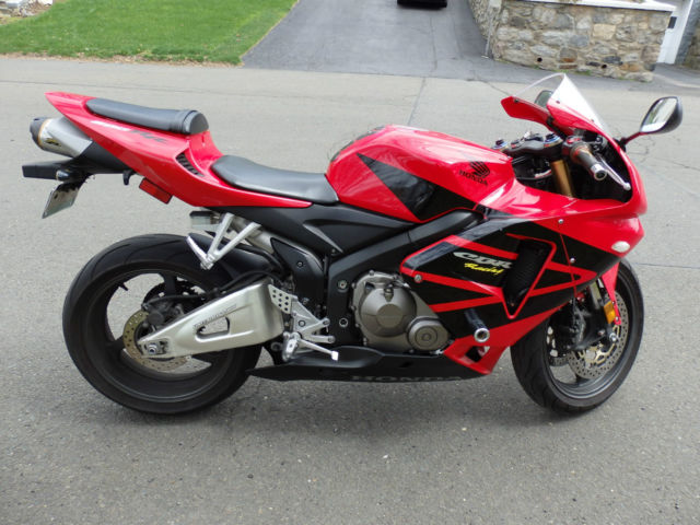 2005 Honda Cbr600rr Red And Black Two Brothers Exhaust 7376