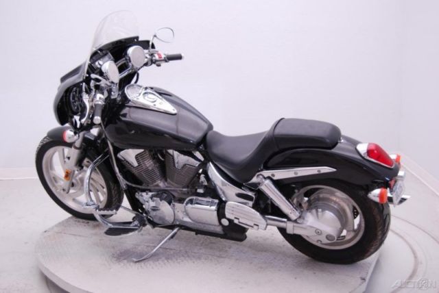 2006-honda-vtx1300c-vtx-1300-black-stock-p12602b