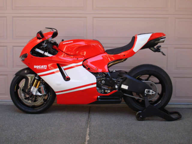 Ducati 989