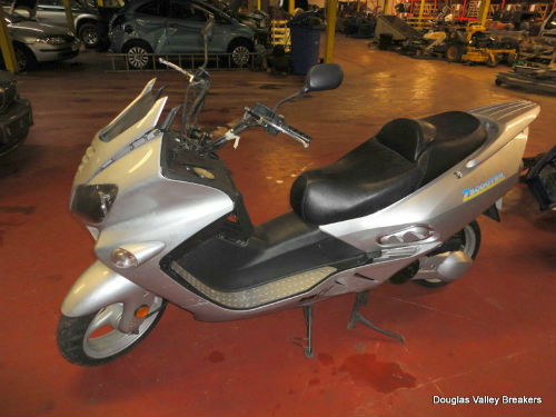 2008 Jonway 250 T 250cc Scooter - BREAKING FOR SPARE PARTS