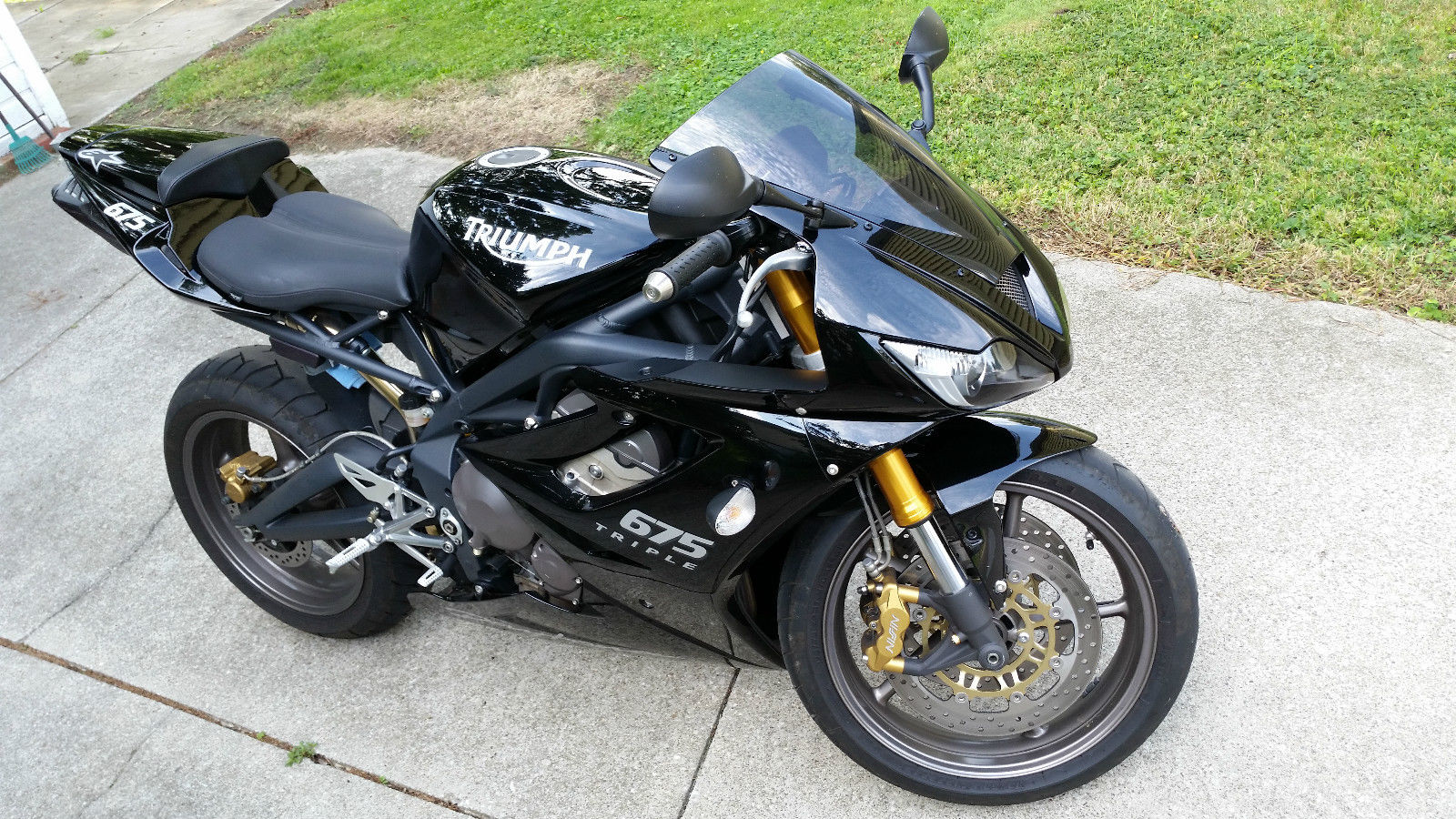 Triumph Daytona 995