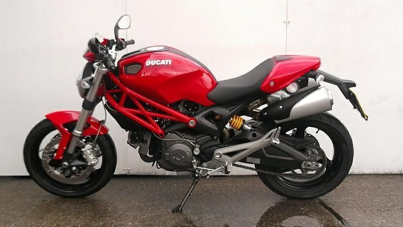 ducati 696 monster 2009 specs