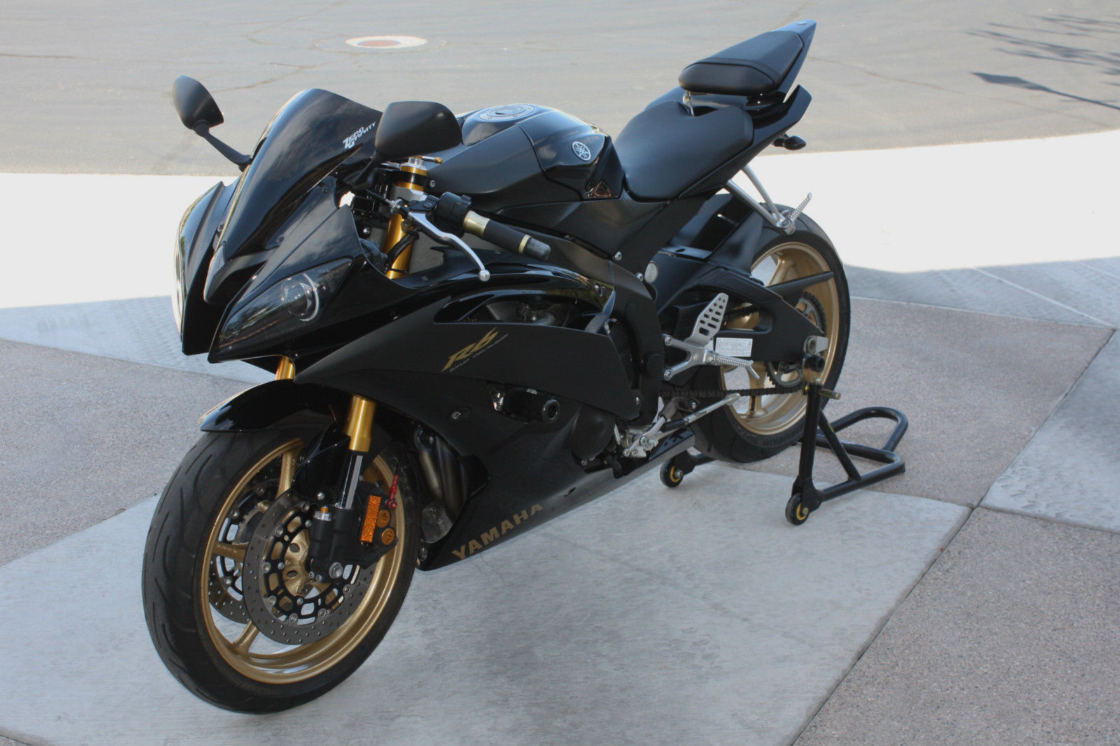 Yamaha r6 2007 Black