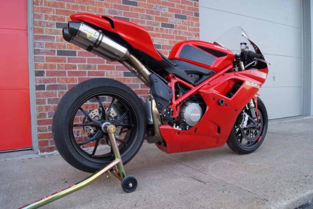 Ducati 848 2010