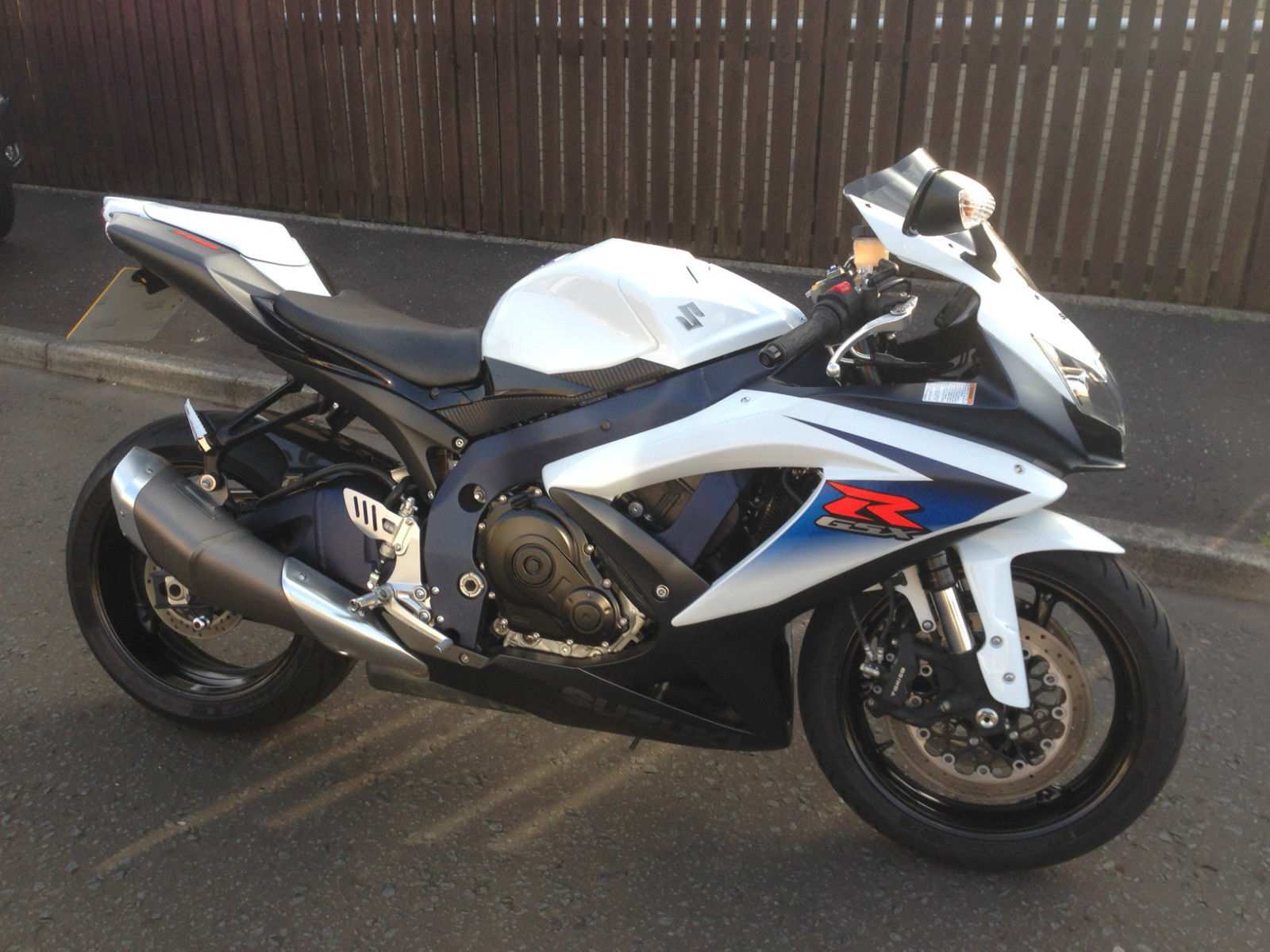 Suzuki GSXR 600 l1 2011