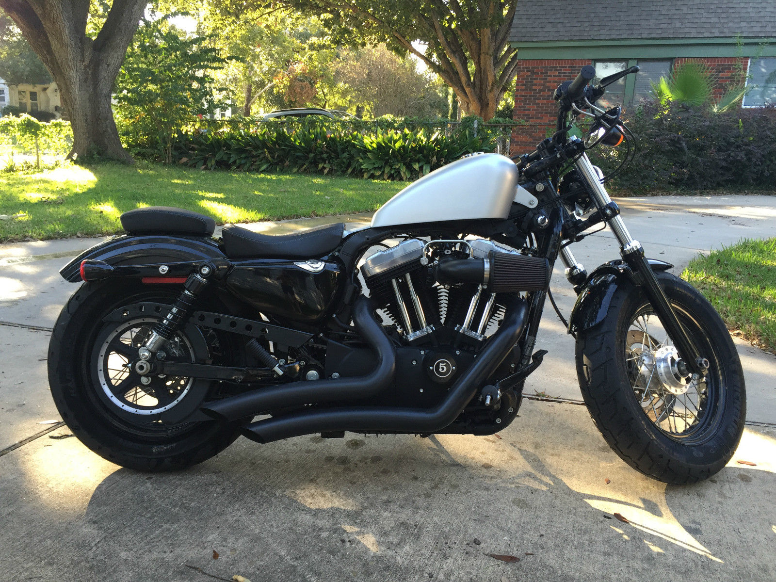 Harley Davidson 1200 Forty eight