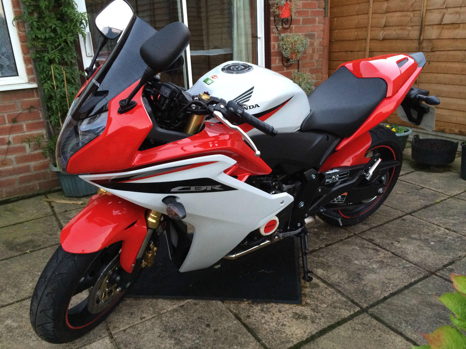 Cbr600f 2011