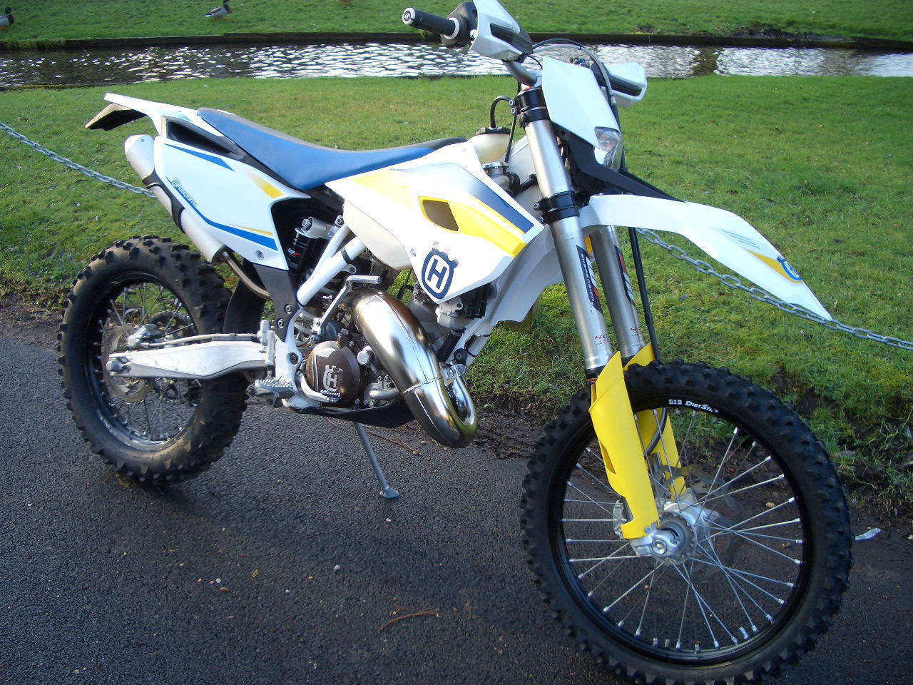 white enduro bike