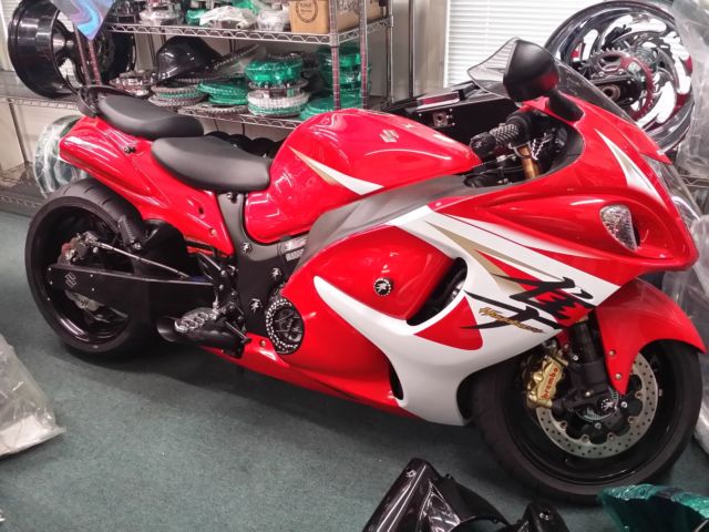 Suzuki Hayabusa Red