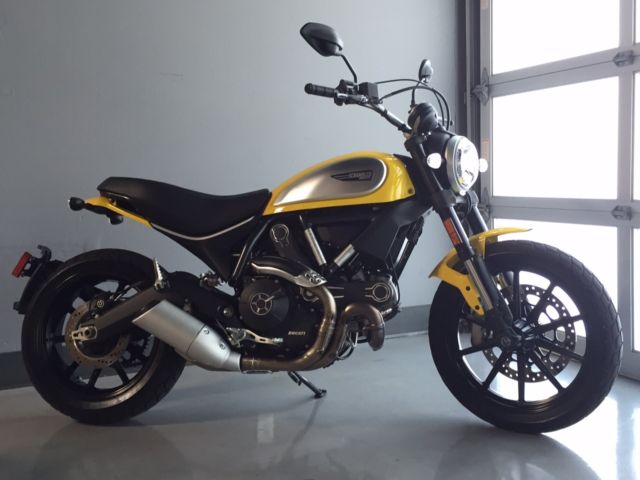 ducati scrambler icon 2015