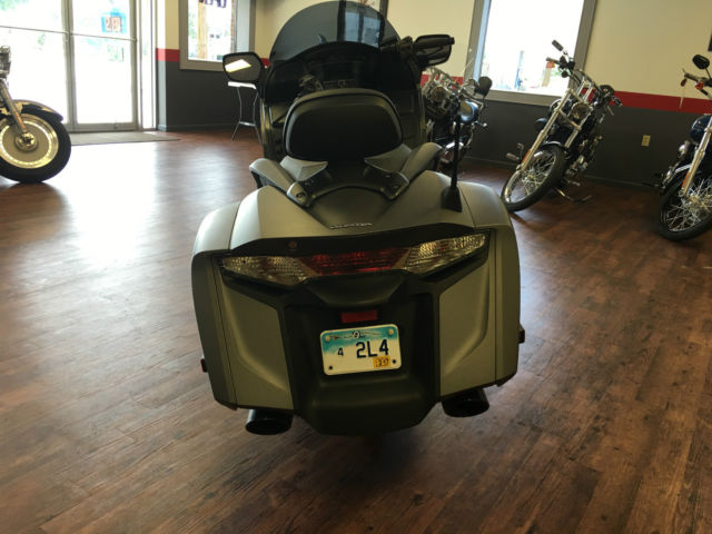 2015 Honda F6B Deluxe Goldwing