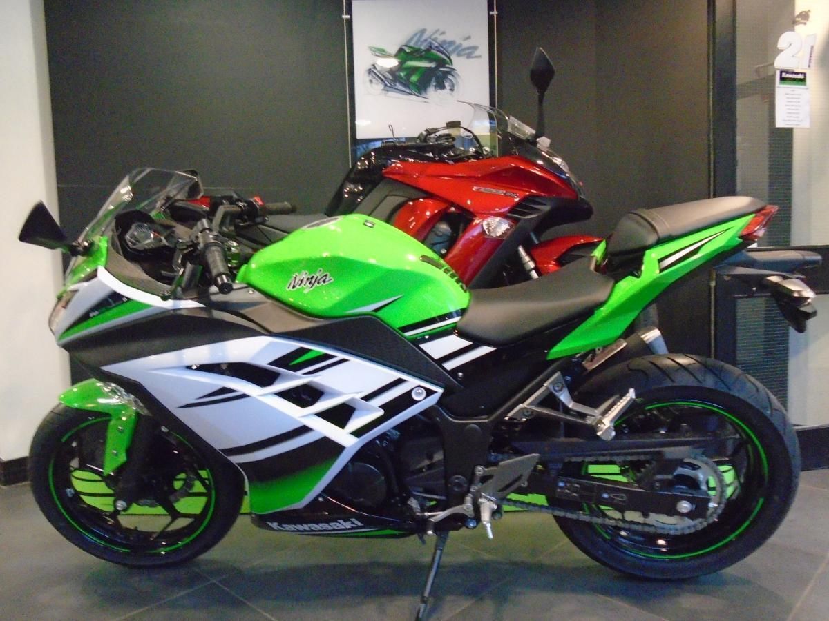 Kawasaki Ninja 300 руль