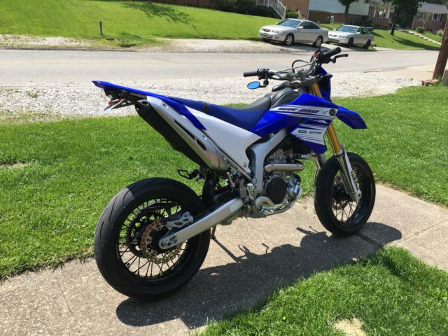 wr250r supermoto