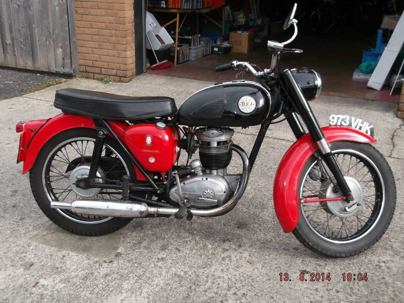 BSA B40 350cc 1961 CLEAN OLD BIKE.