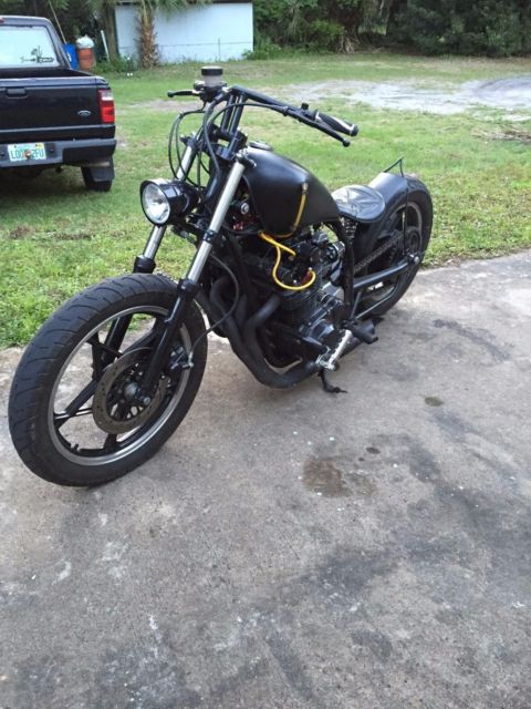 suzuki gs1000 bobber