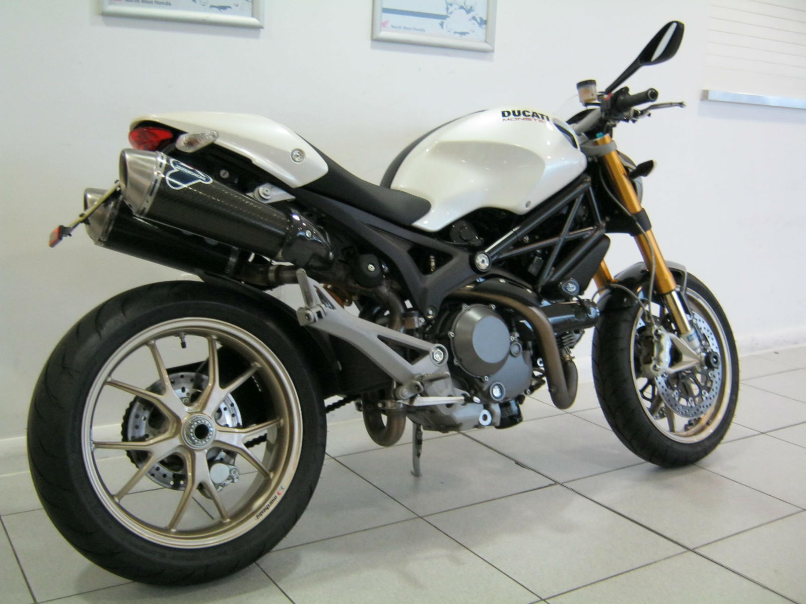 ducati monster 659 termignoni exhaust