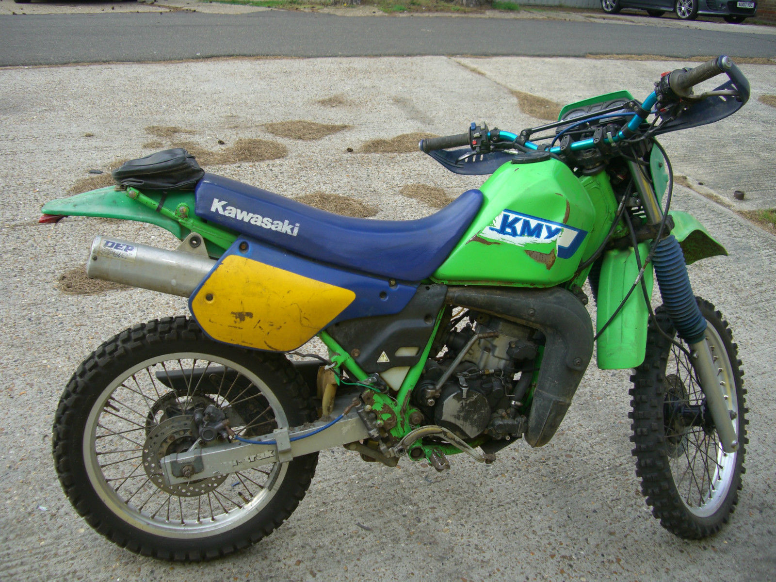 FOR SALE KAWASAKI KMX 200 2 STROKE