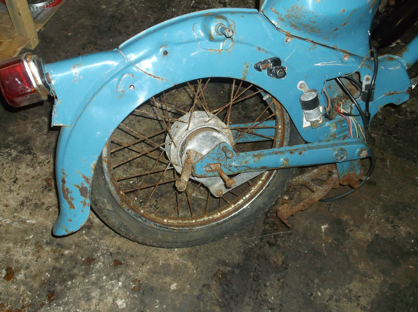 HONDA C70 YEAR UNKNOWN VIN NUMBER IS PRESENT NO V5 OR NUMBER PLATE