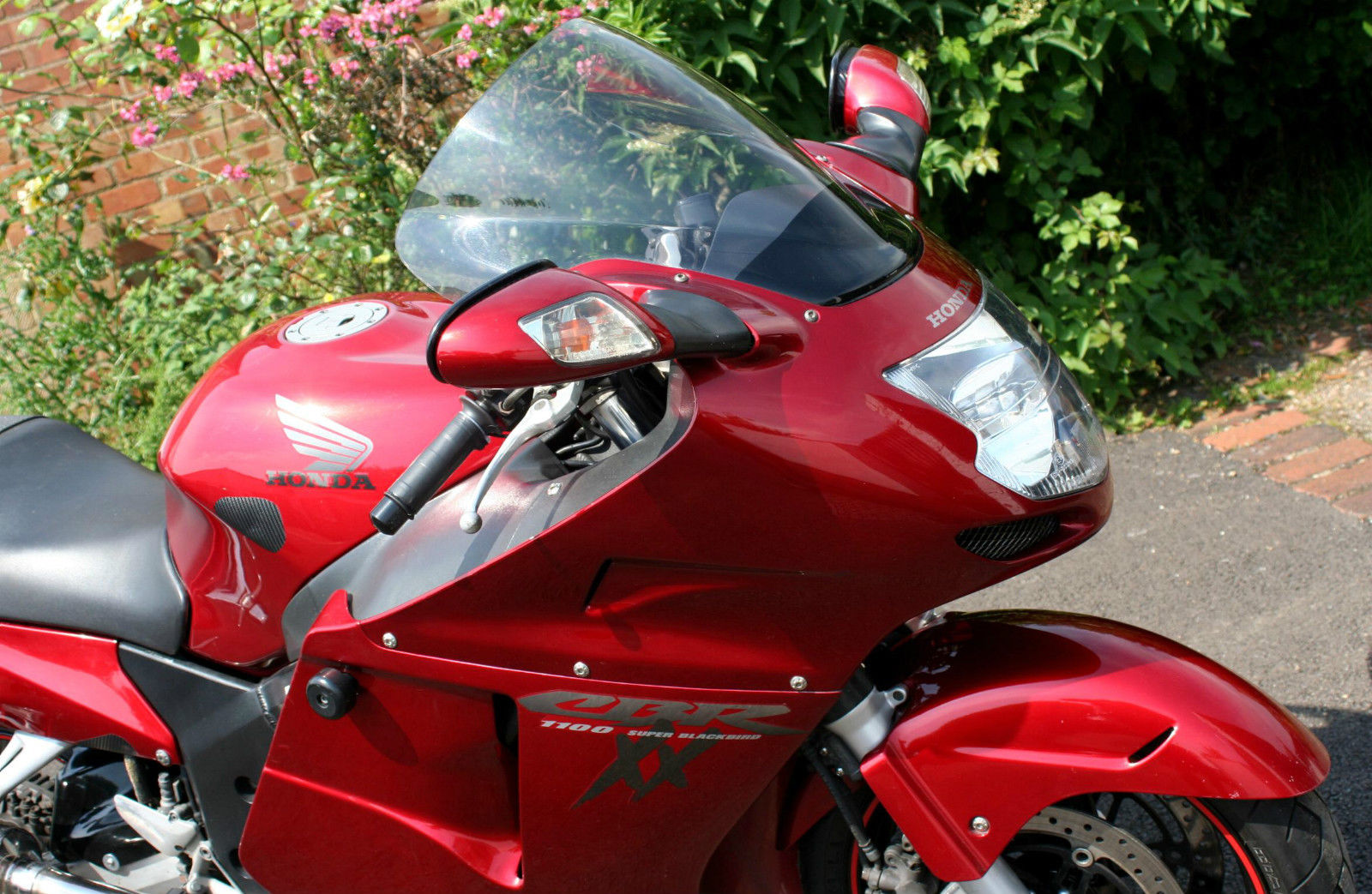 Honda Cbr1100xx Cbr 1100 Xx Blackbird Red 0635