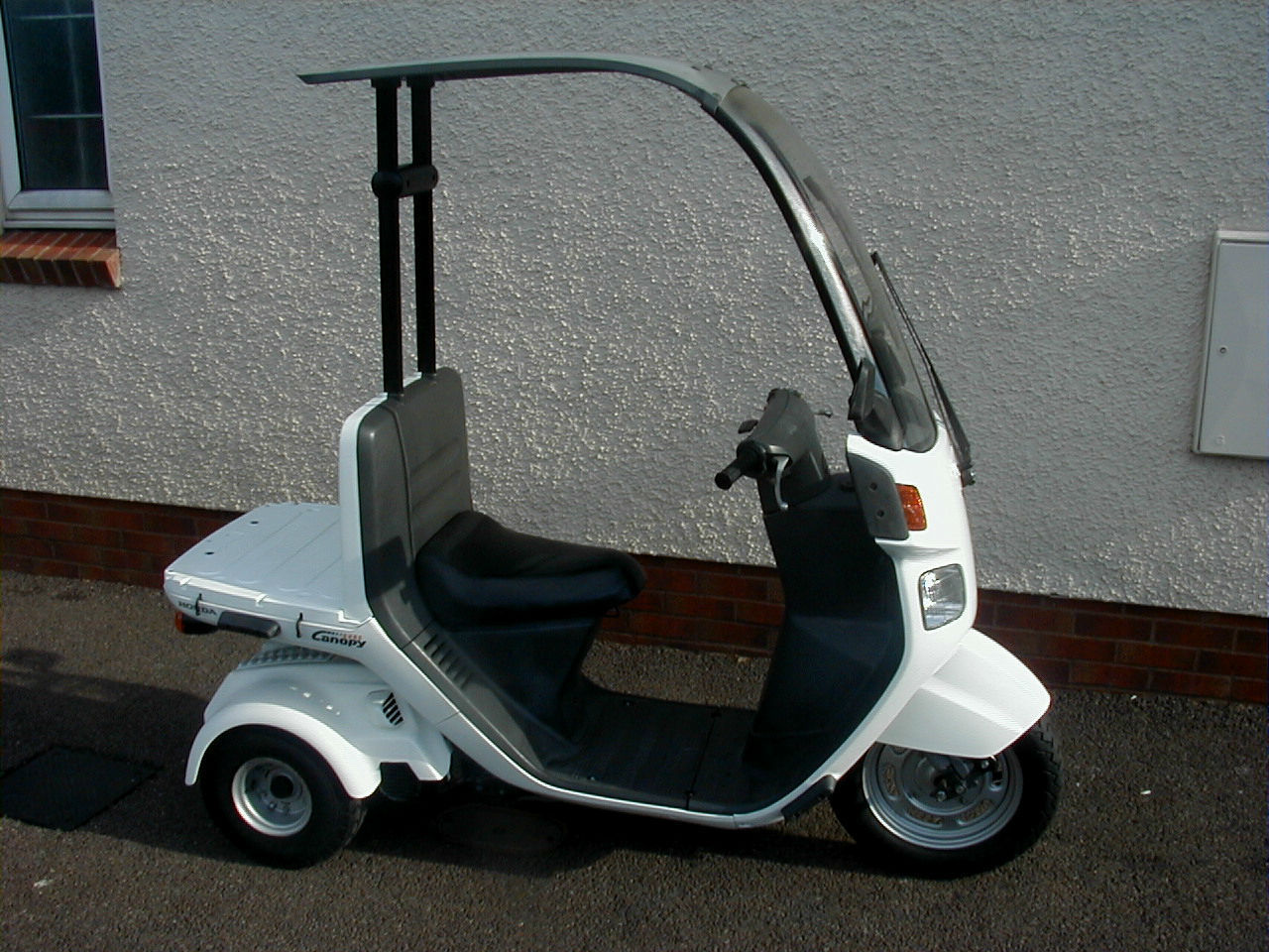 Honda Gyro up 3 Wheeled Scooter 50cc