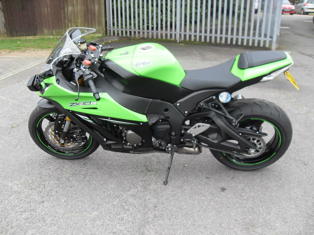 Kawasaki zx1000d 2006