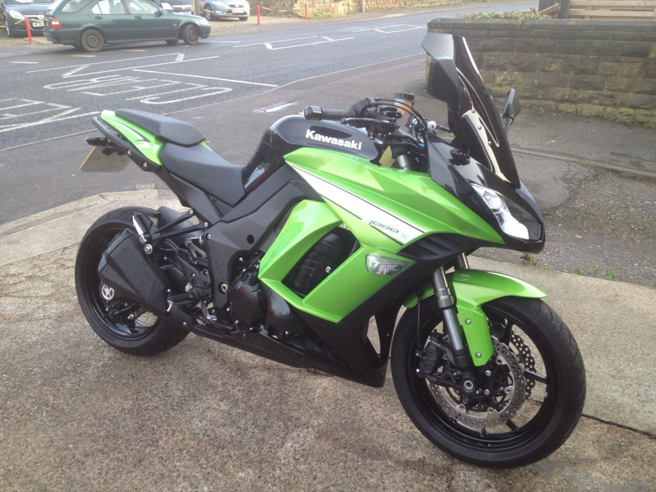 Kawasaki zx1000d 2006