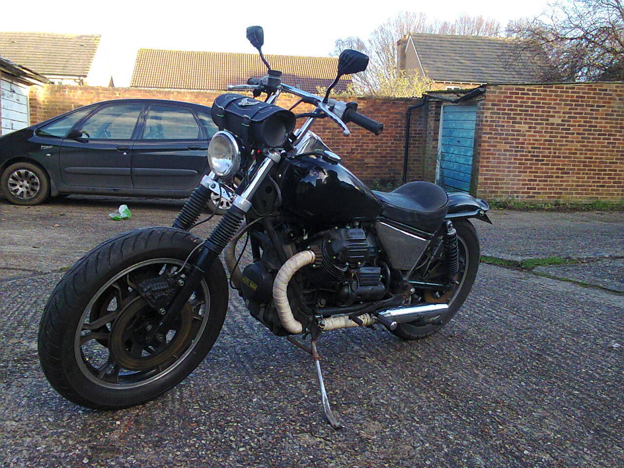 moto guzzi california bobber