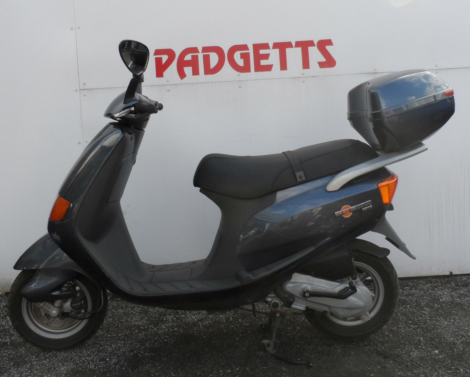 piaggio sfera 125