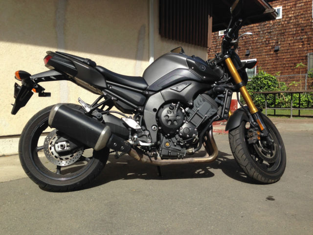 Selling Yamaha Fz Naked Motorcycle