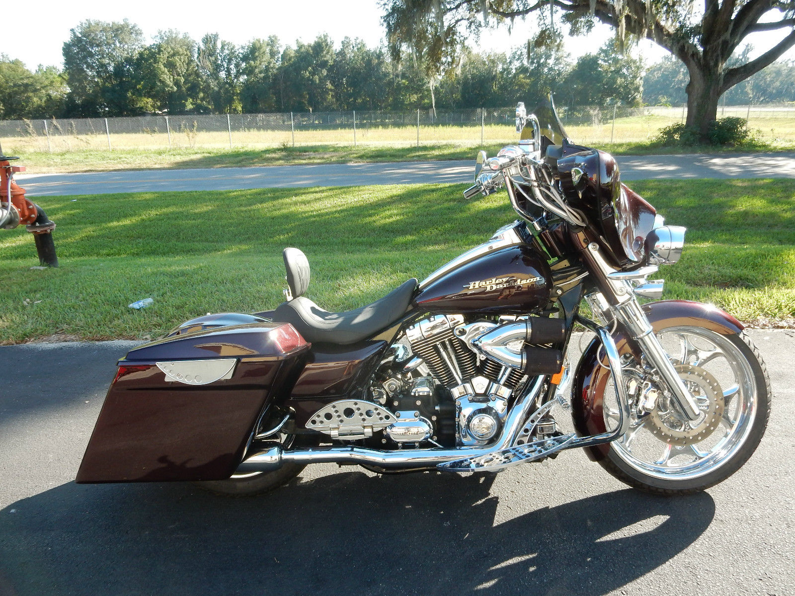 street glide custom wheels