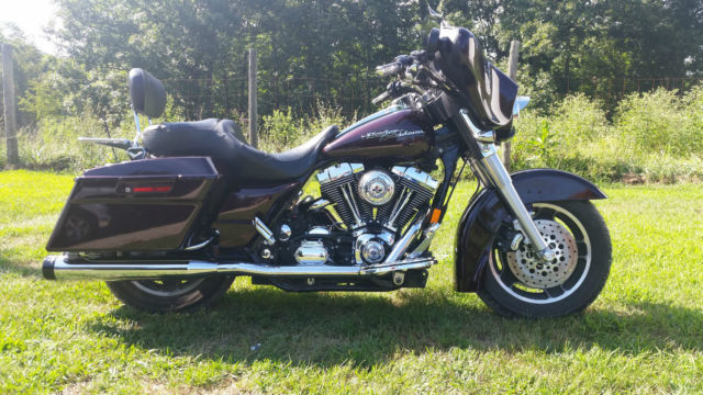 2006 street glide accessories