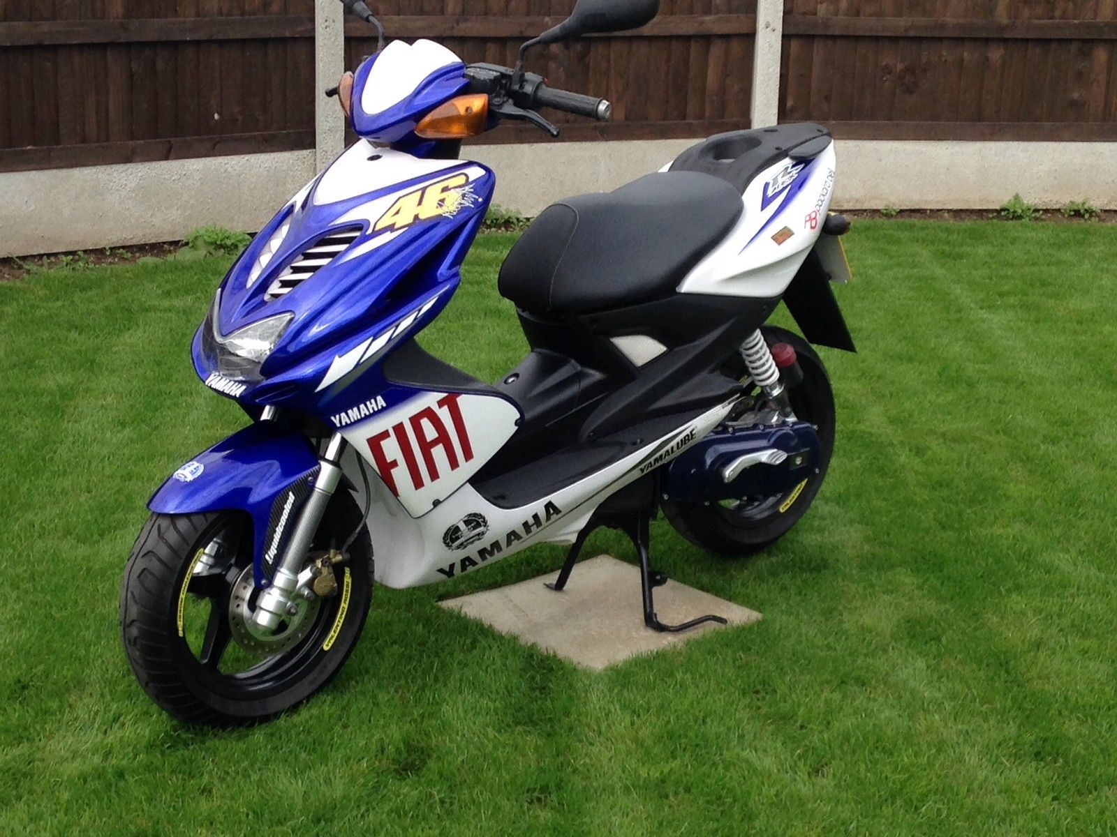 STUNNING YAMAHA AEROX ROSSI SPEEDFIGHT RUNNER JOG NRG SR50 UK DELIVERY 