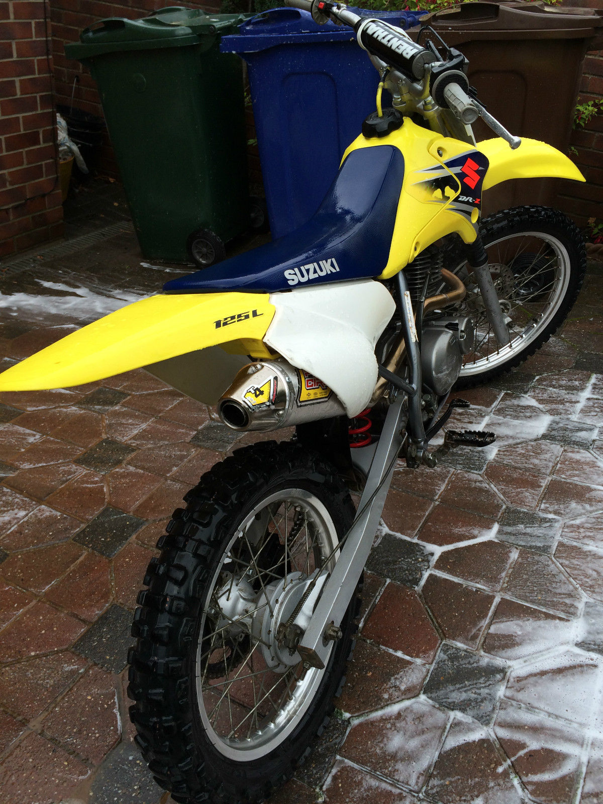 suzuki drz 125 4 stroke