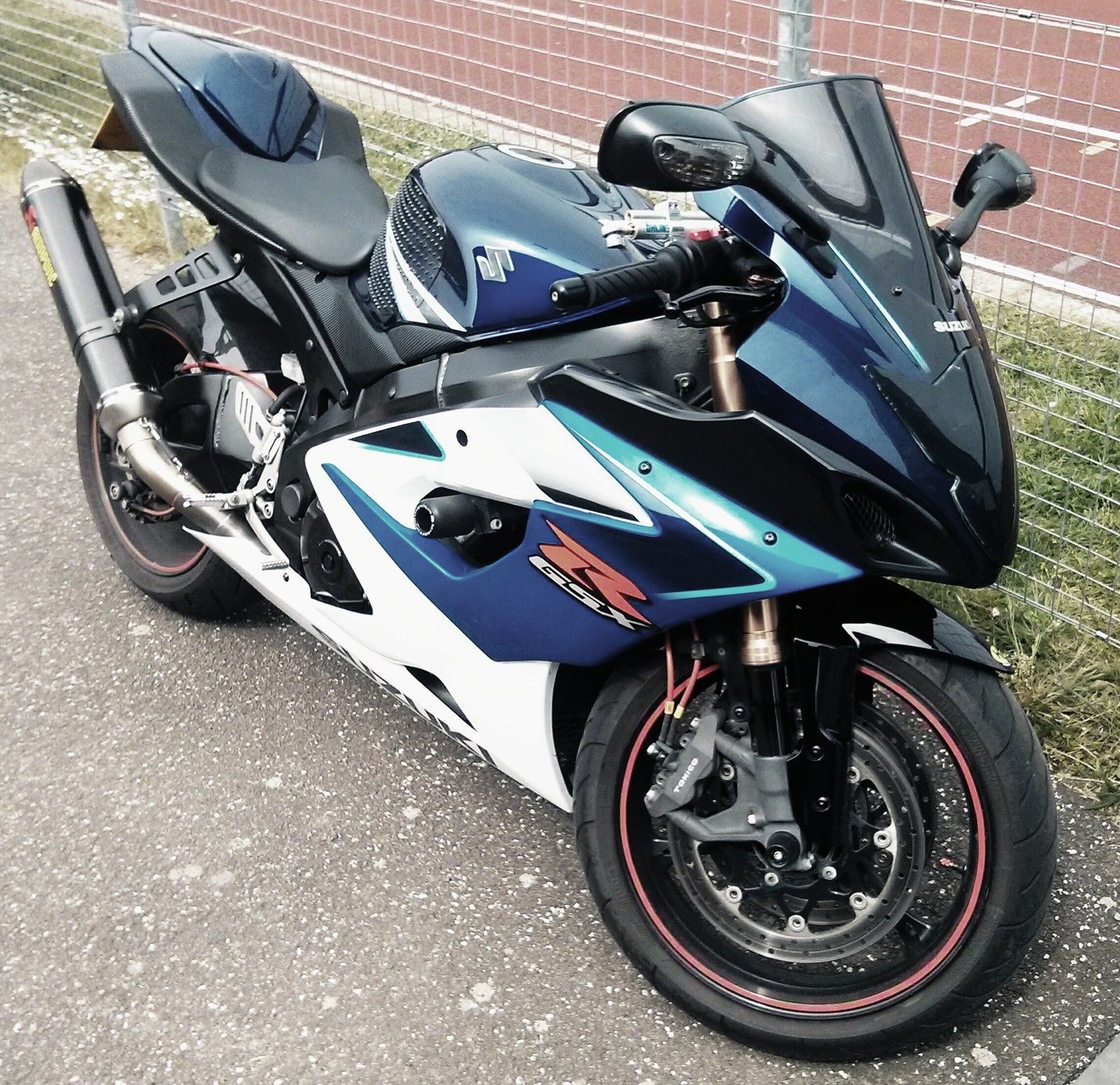 Suzuki GSXR 600 черный