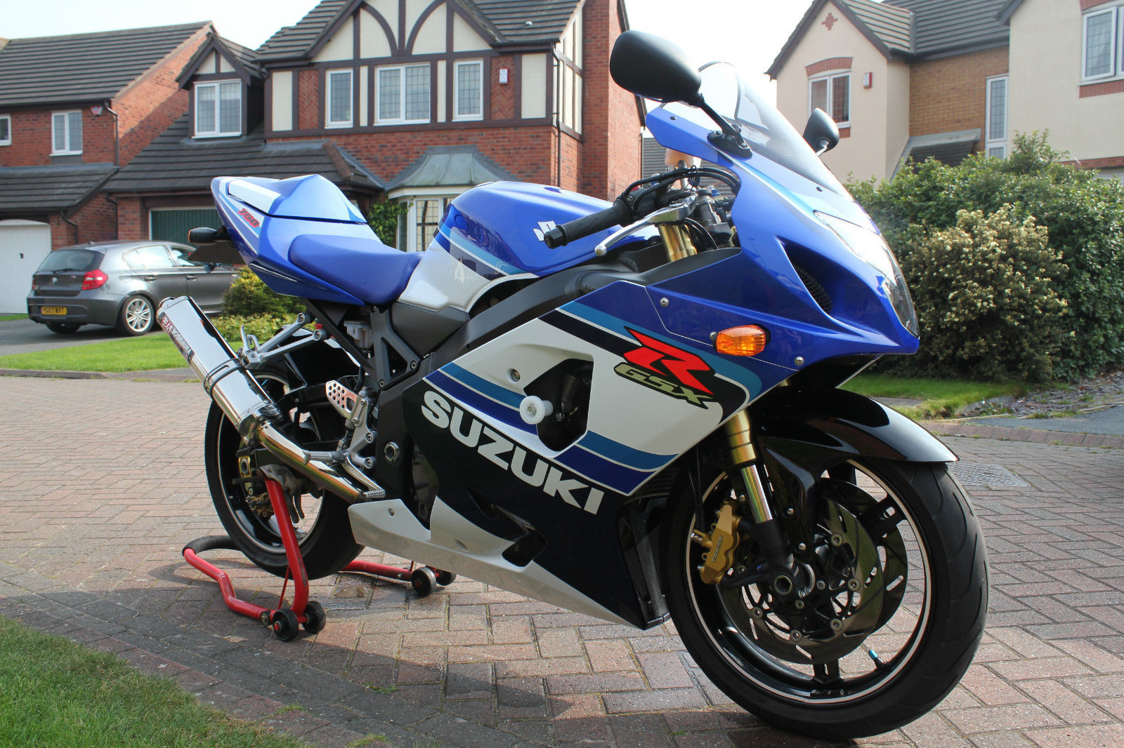 Suzuki GSXR 750 k4