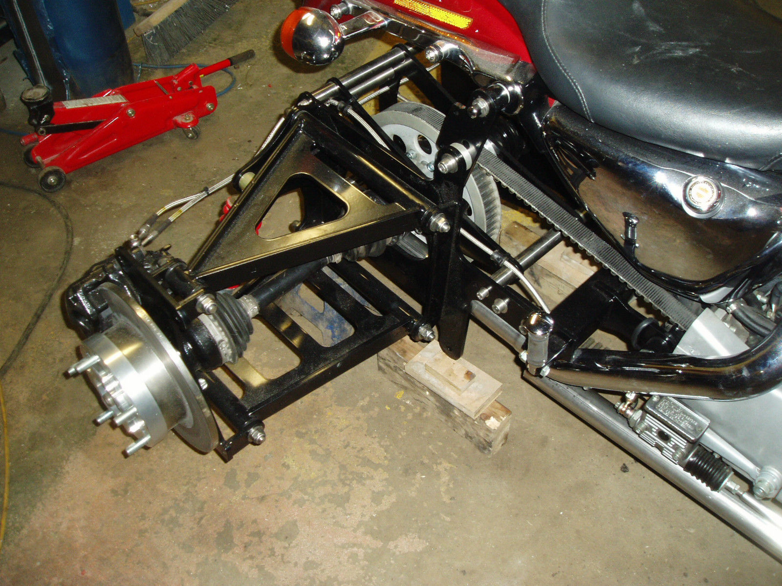 trike rear suspension