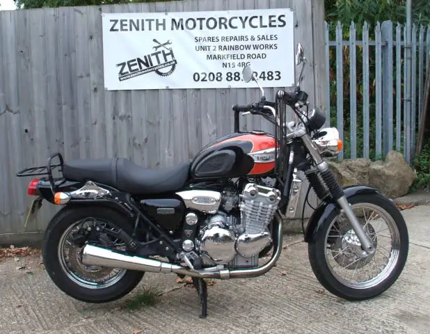 2001 triumph adventurer