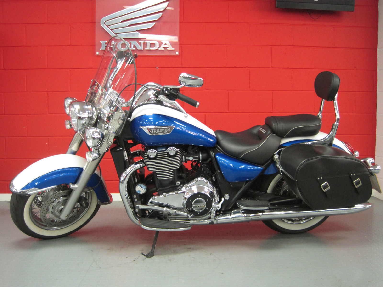 Used 2015 Triumph Thunderbird LT ABS Motorcycles in 