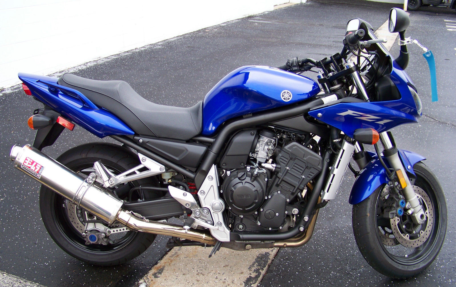 VERY NICE 2004 Yamaha FZ1 Yoshimura Pipe Just Serviced ONLY 10k miles