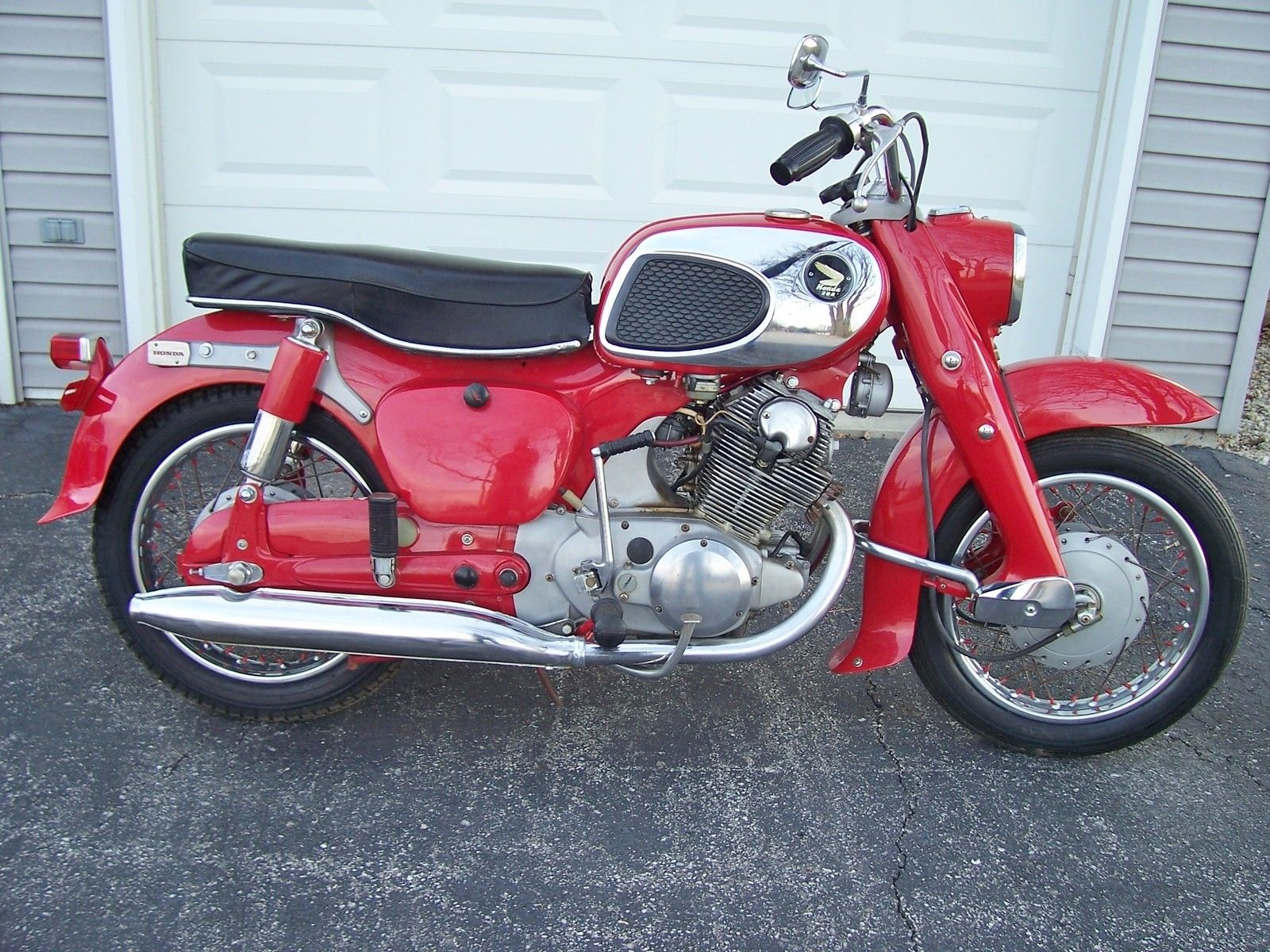 Vintage 1967 Honda CA77 CA 77 305 Dream Motorcycle